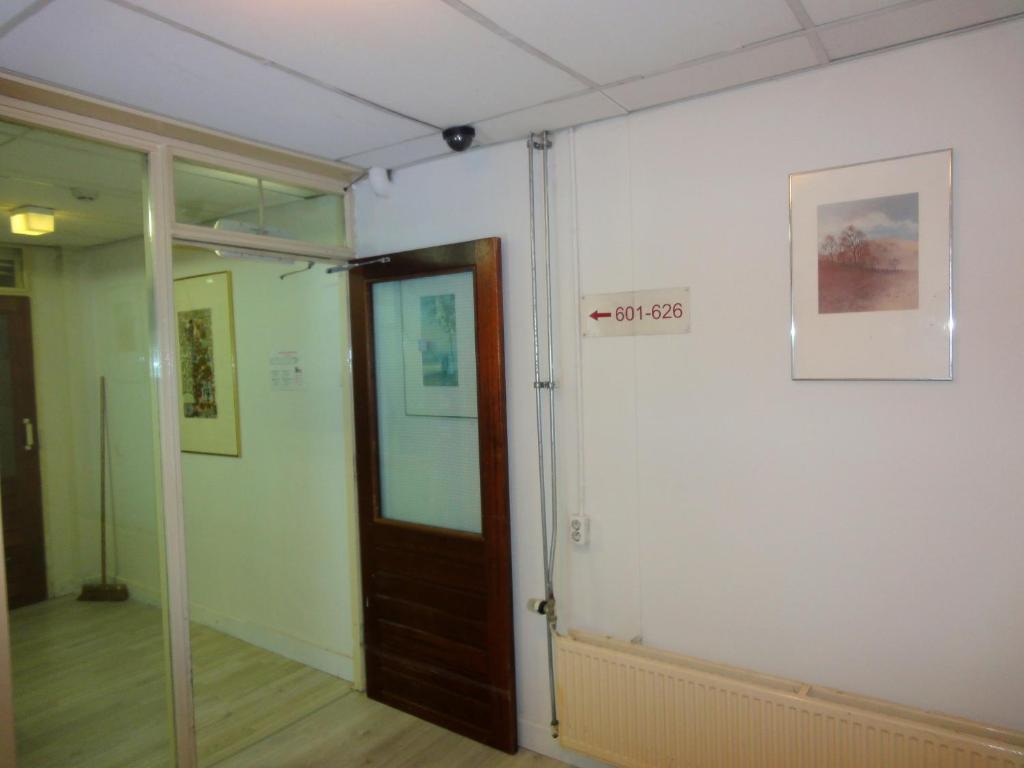 Budget Hostel Bargain Toko Amsterdam Exteriör bild