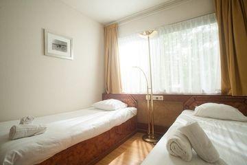 Budget Hostel Bargain Toko Amsterdam Exteriör bild